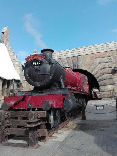 Hogwarts™ Express: King's Cross Station