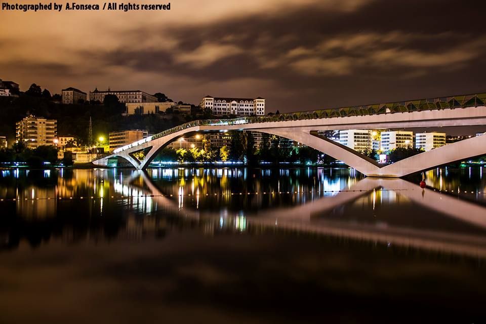 Lugar Ponte Pedonal Pedro e Inês