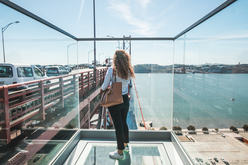 Lugar Pilar 7 Bridge Experience