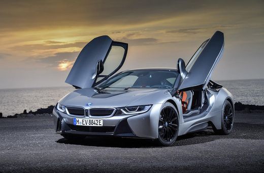 BMW i8 Coupe and i8 Roadster | Overview | BMW USA