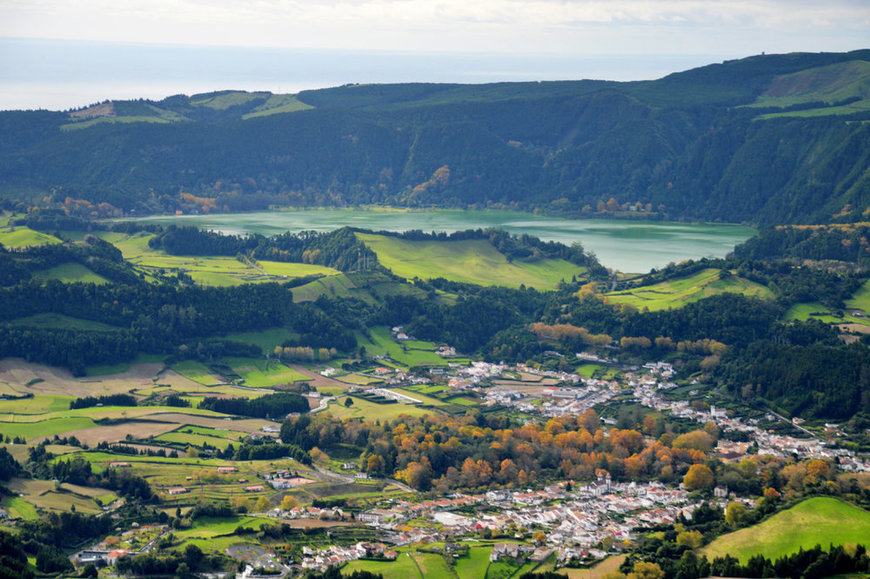 Place Furnas Lake