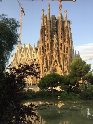 Plaça de Gaudí