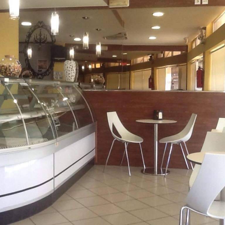 Restaurants Pastelaria Pão Quente Golfeiras - Luis Manuel Cristovão