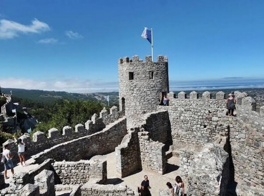 Place Castelo dos Mouros