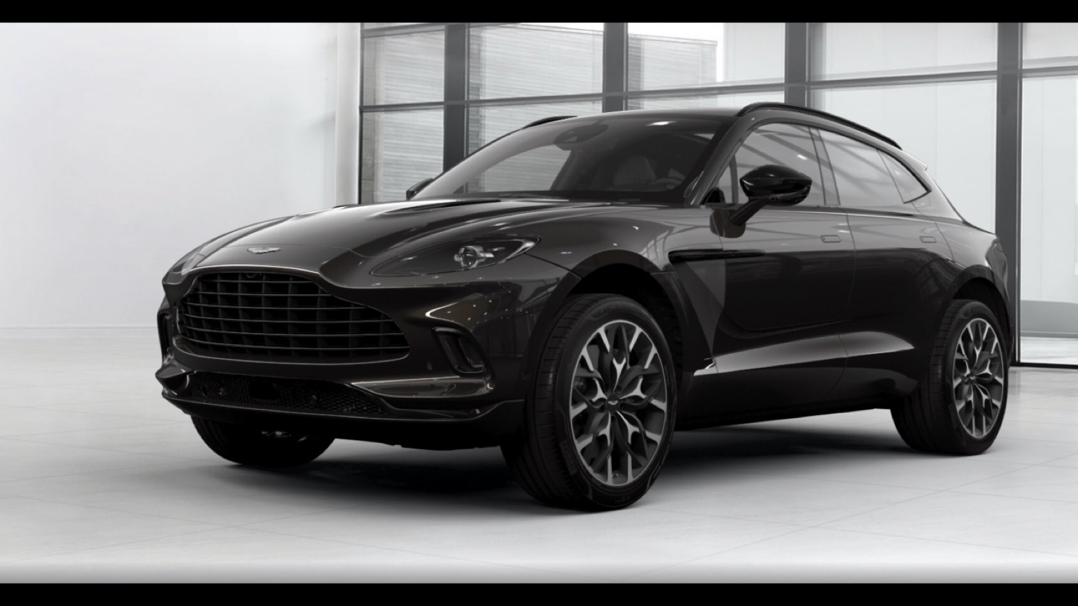 Social Aston Martin DBX