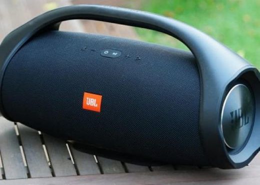 Social JBL BOOMBOX
