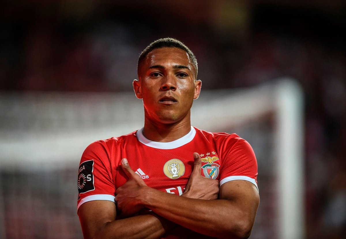 Social Vinícius da Pose