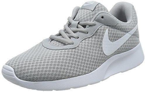 Nike Tanjun, Zapatillas de Running para Hombre, Gris