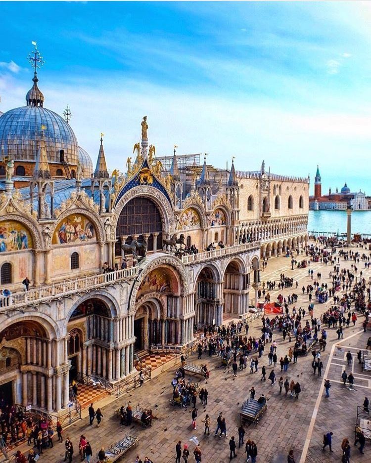 Place Piazza San Marco
