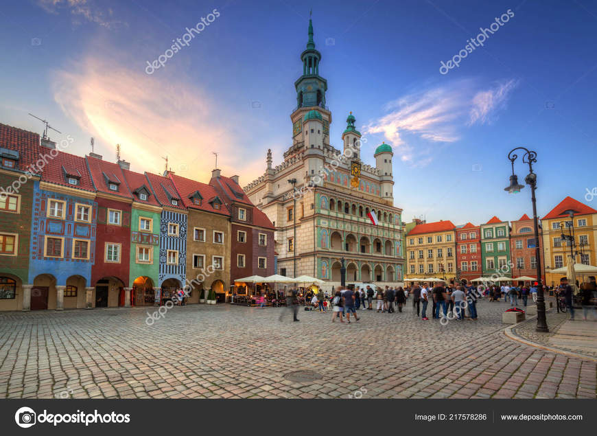 Place Main Square