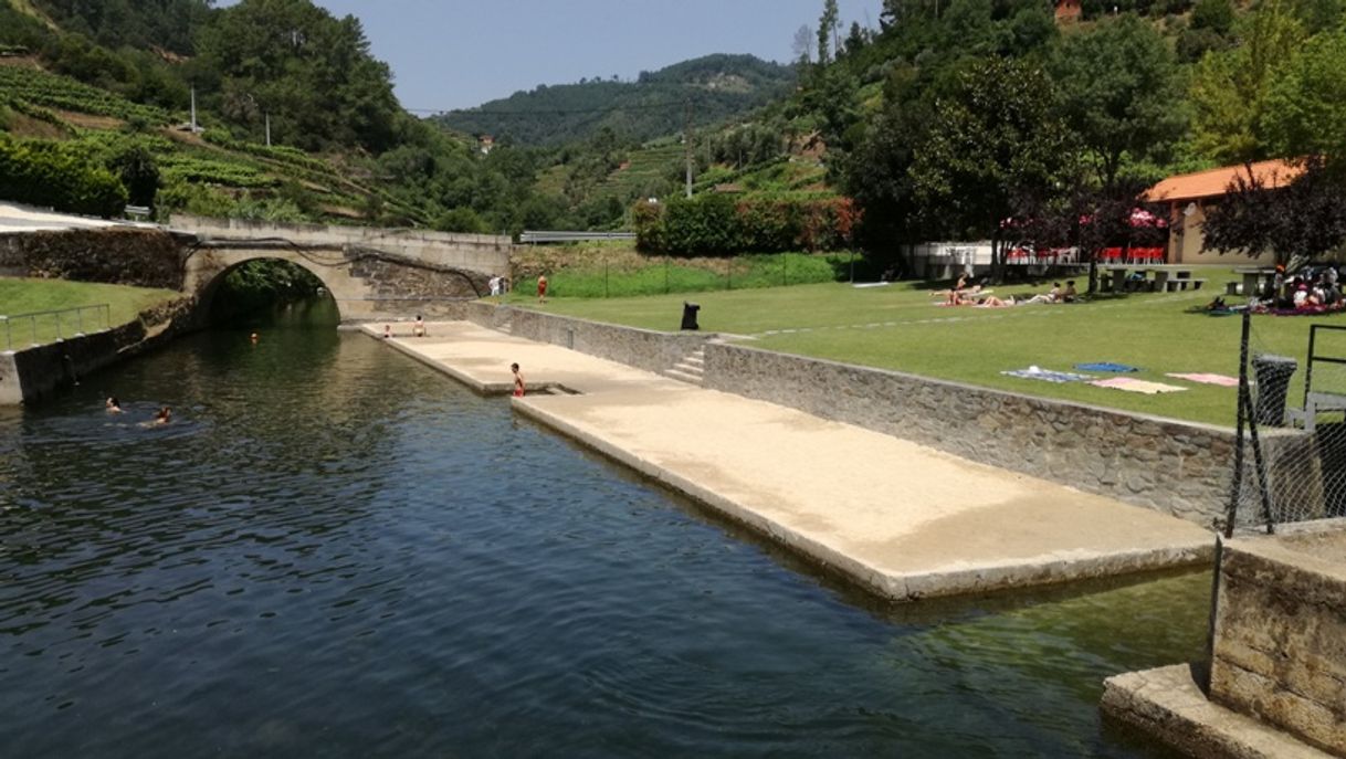 Place Praia Fluvial de Fornelos