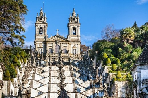 Largo do Santuário do Bom Jesus