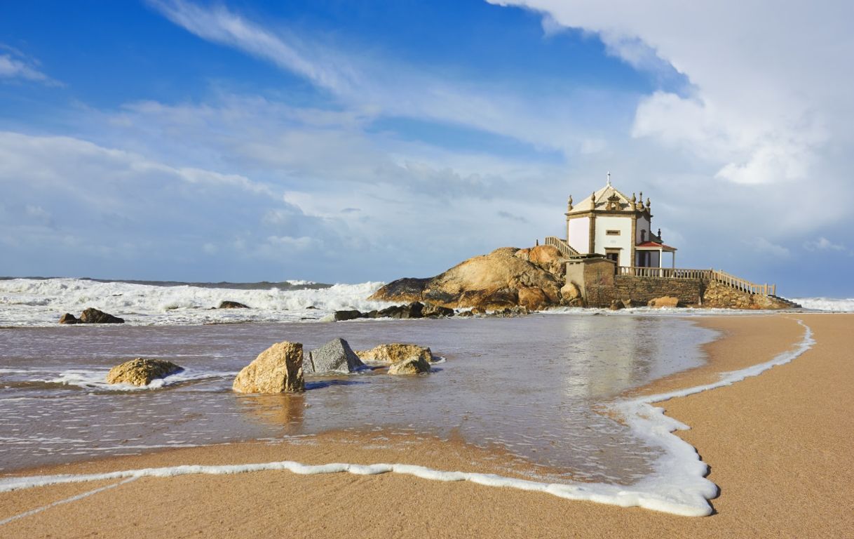 Lugar Senhor da Pedra beach