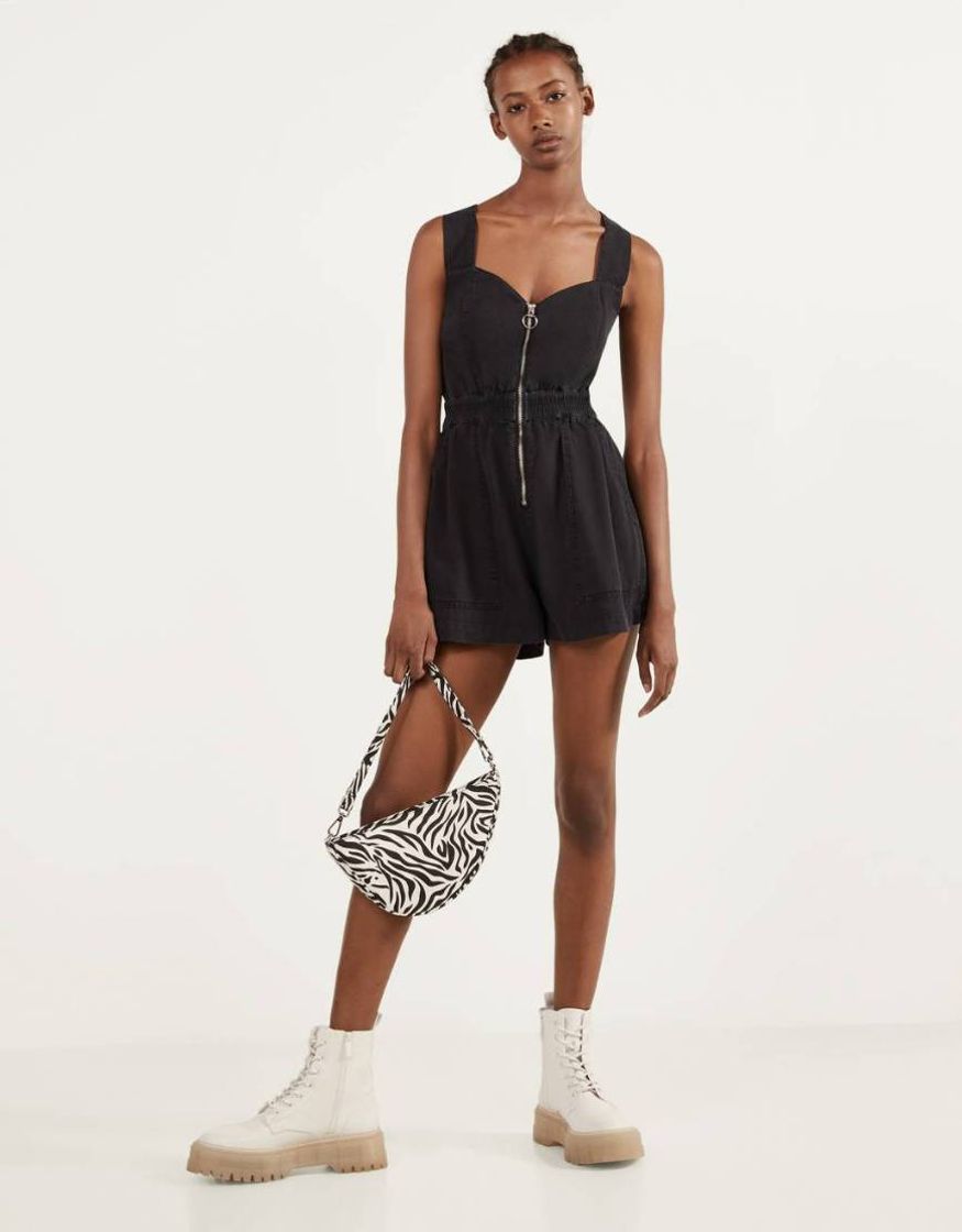 Social Macacão curto Zip Bershka