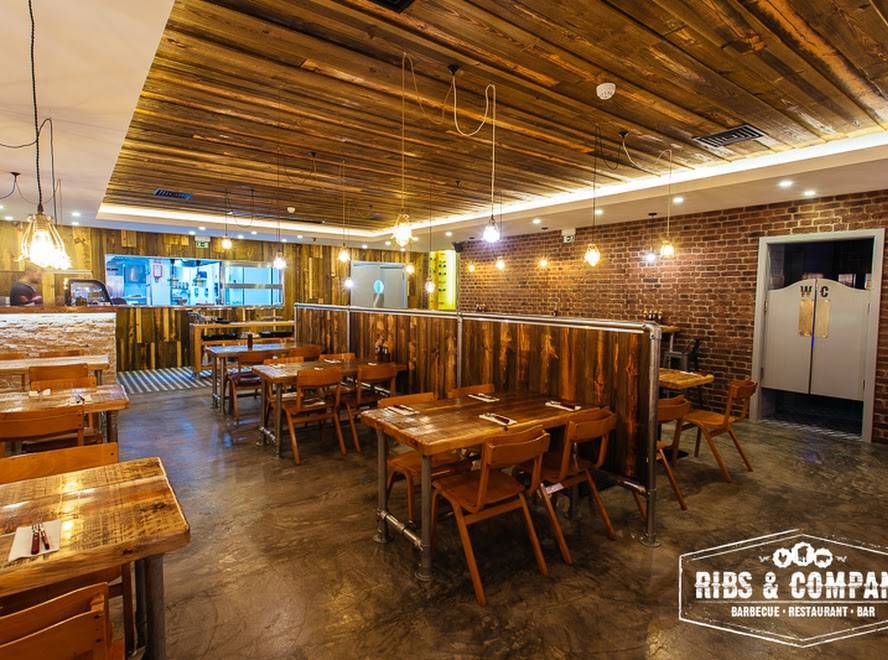 Moda RIBS & COMPANY | Barbecue | Restaurant | Bar