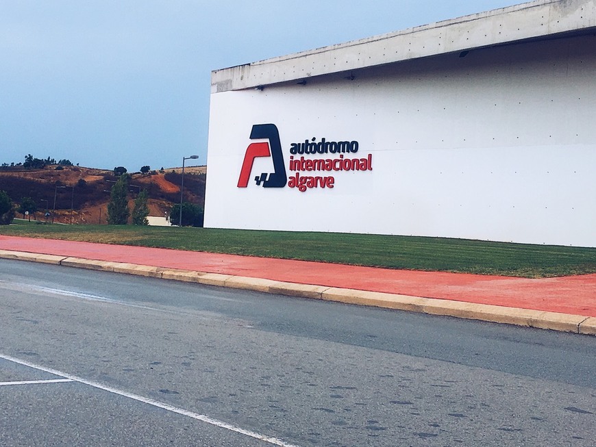 Lugar Kartódromo Internacional do Algarve