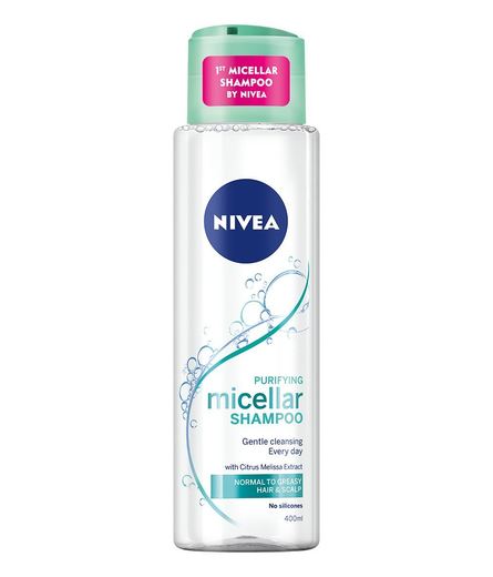 Shampoo Nivea de água micelar para cabelos oleosos