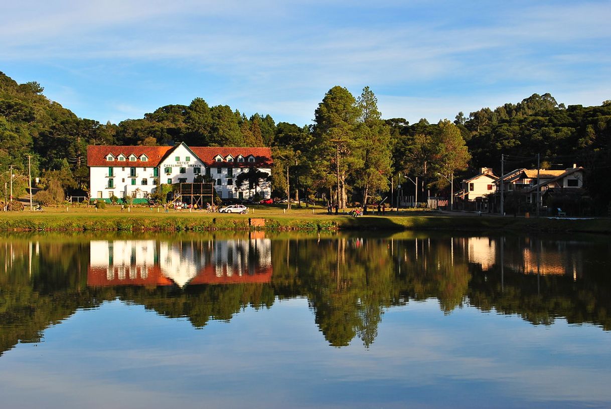 Lugar Lago São Bernardo