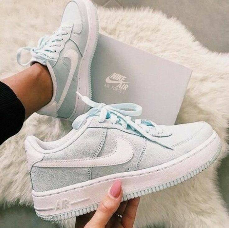 Social Nike air force 1