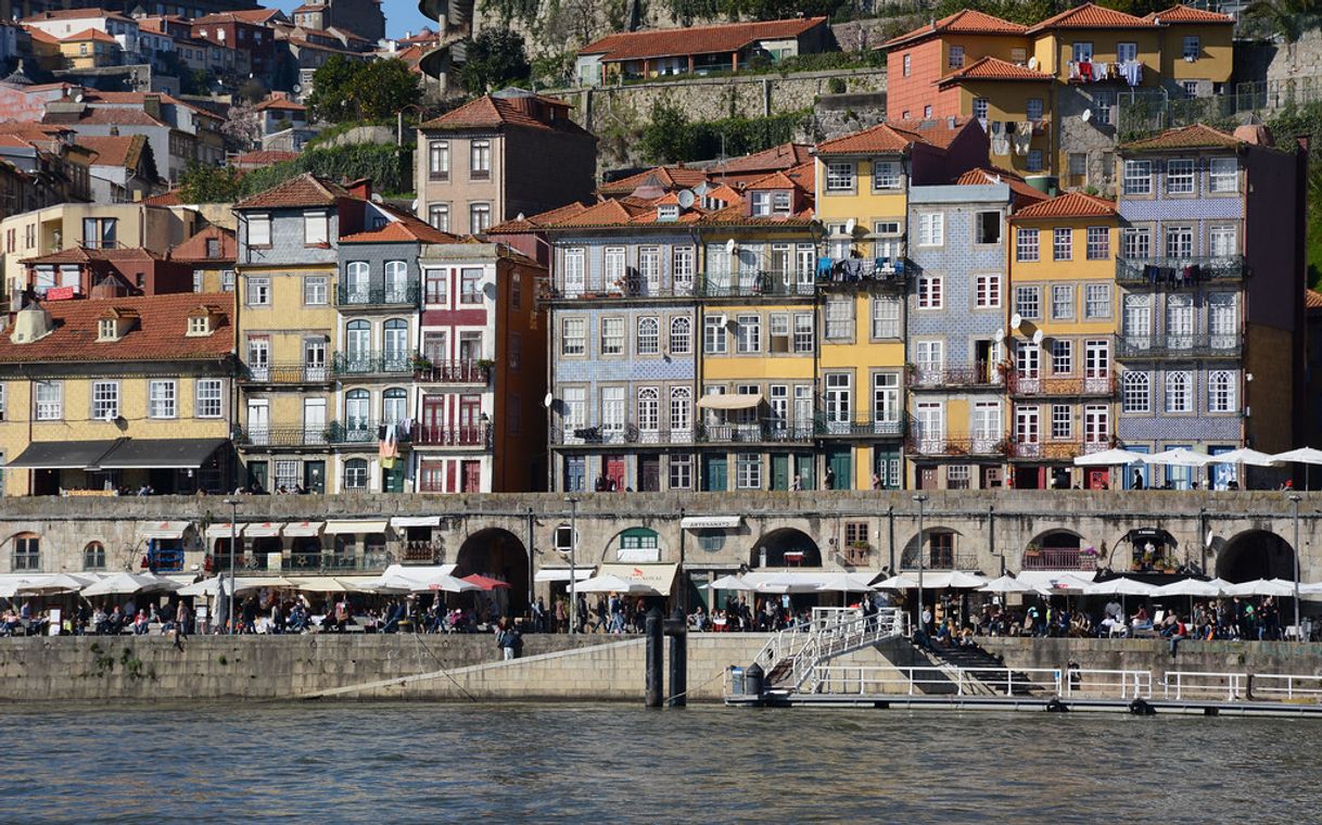 Place Ribeira do Porto