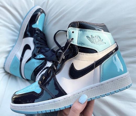 Jordan 1 Retro High 🦋