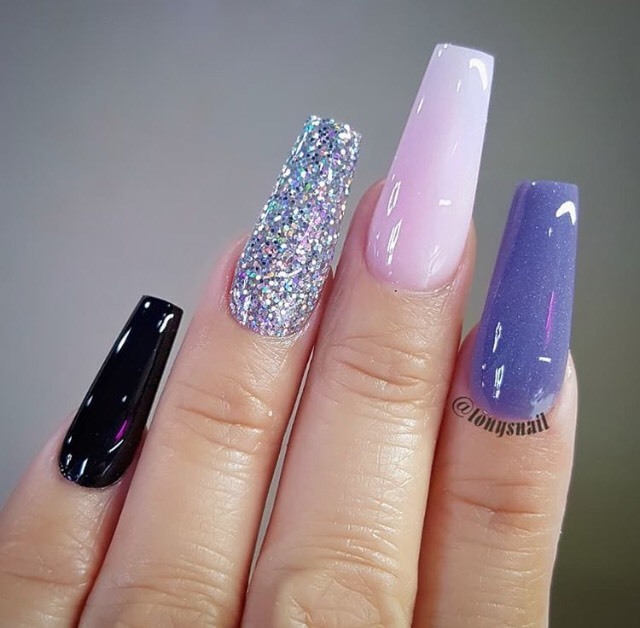 Moda Perple Nails 