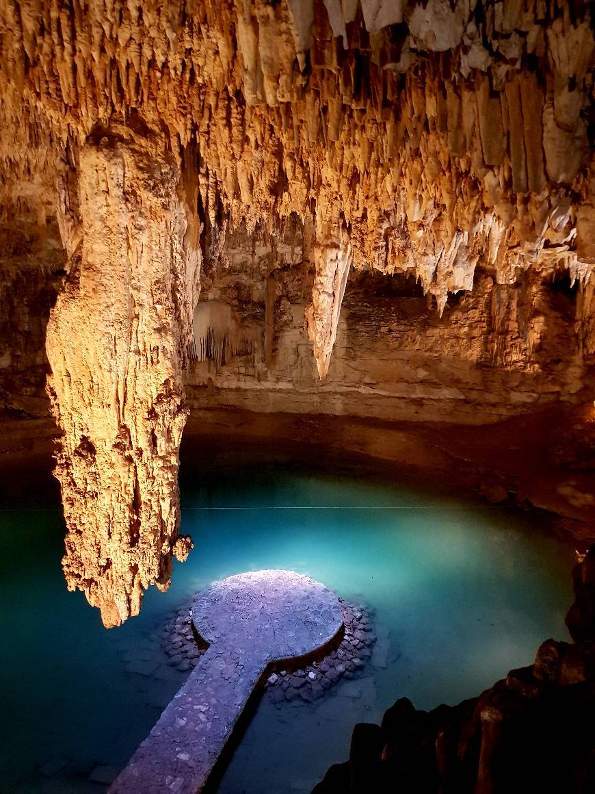 Lugar Cenote Suytun