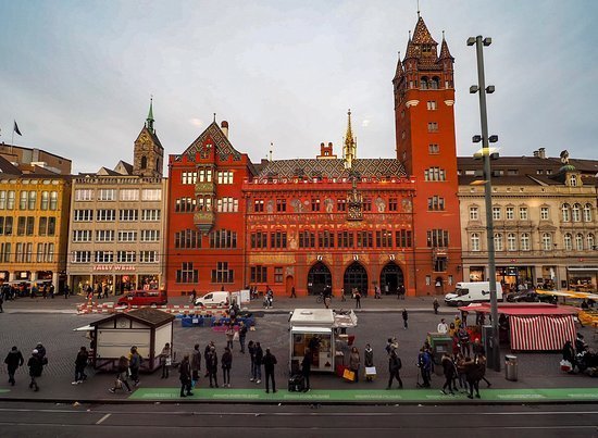 Place Basel City Center