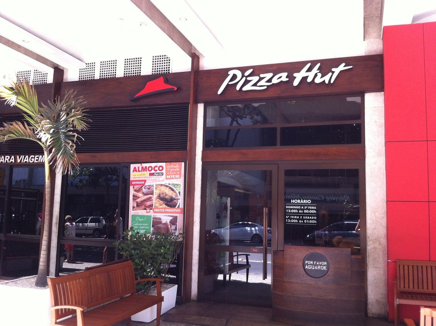 Place Pizza Hut