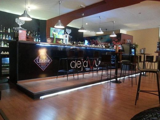 Dejavu Lounge Bar