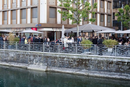 Restaurants Riverside Café
