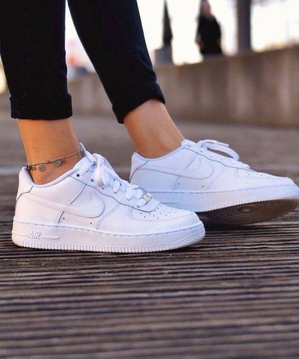 Tênis Nike Air Force branco