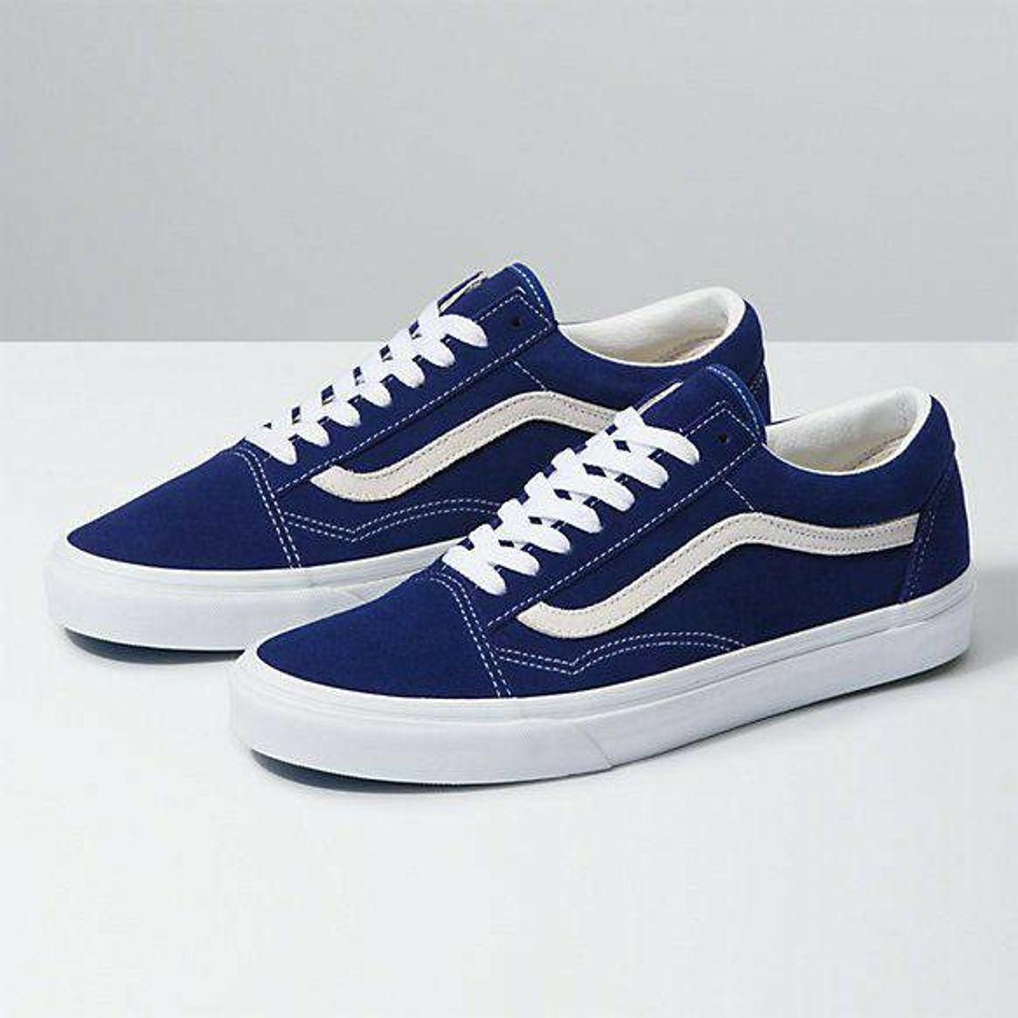 Social Old skool platform blue
