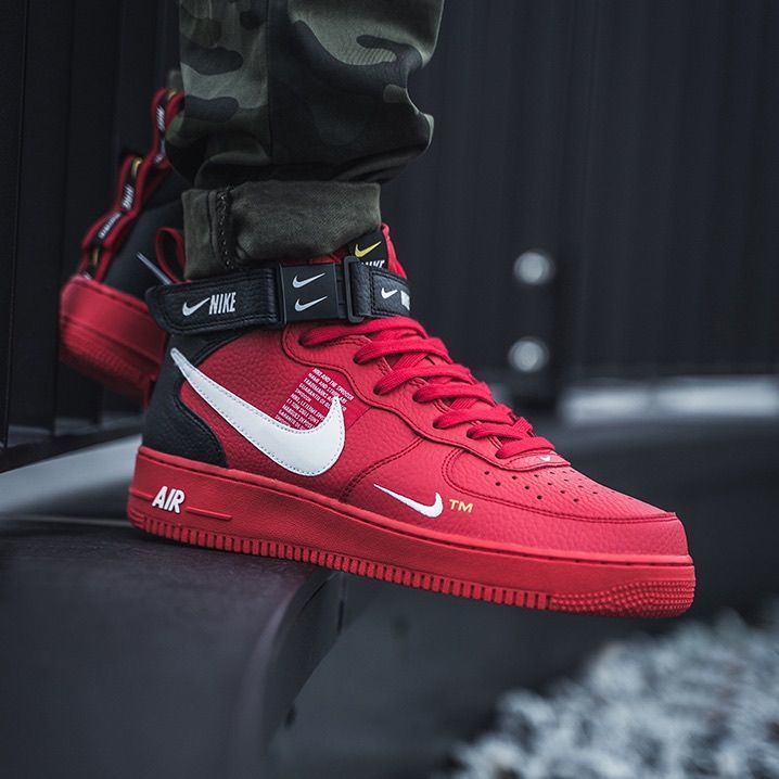 Products Nike Air Force 1 07 Mid LV8 Vermelhas

