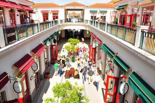 Lugar Campera Outlet Shopping