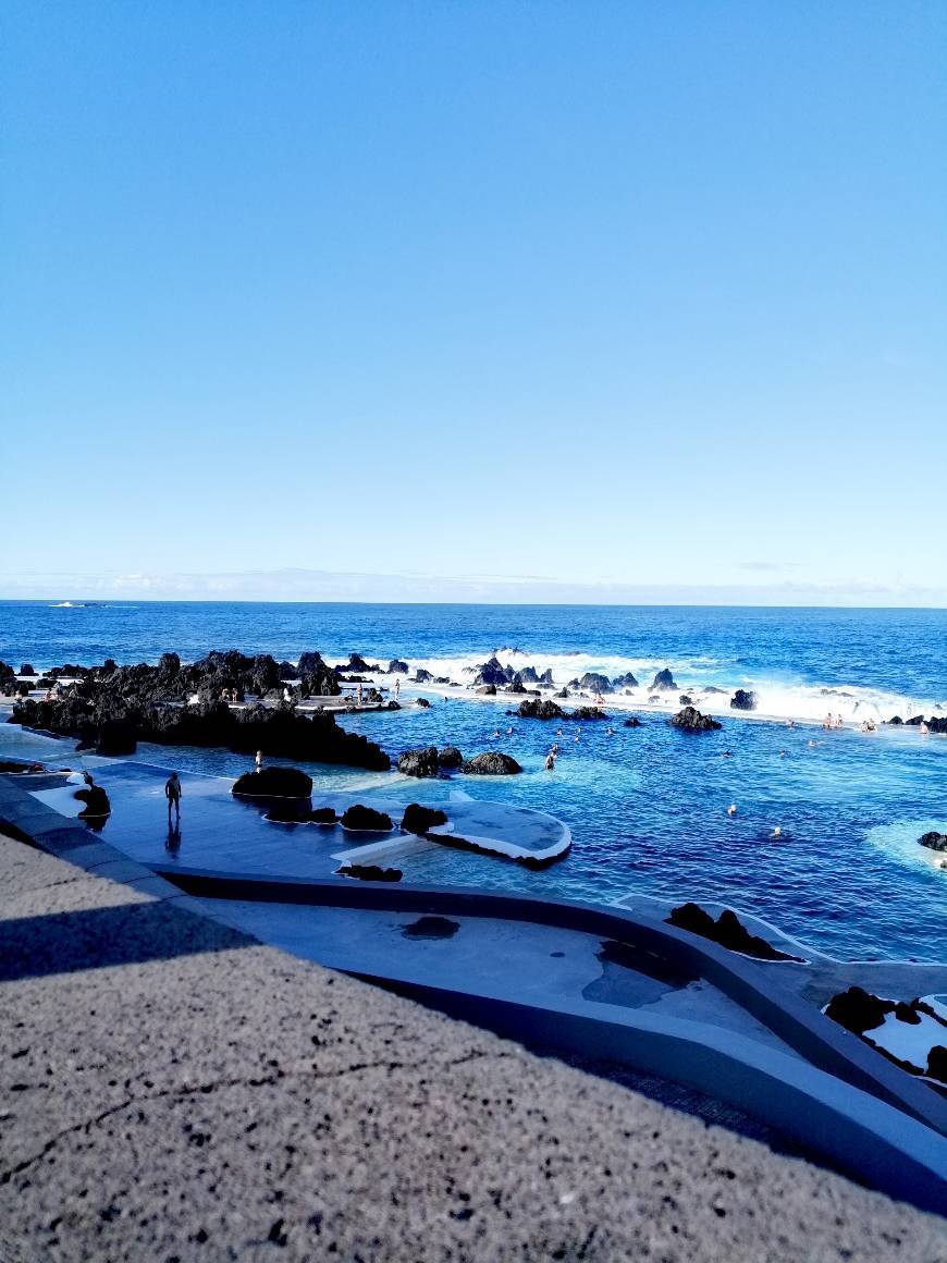 Place Piscinas Naturais de Porto Monìz