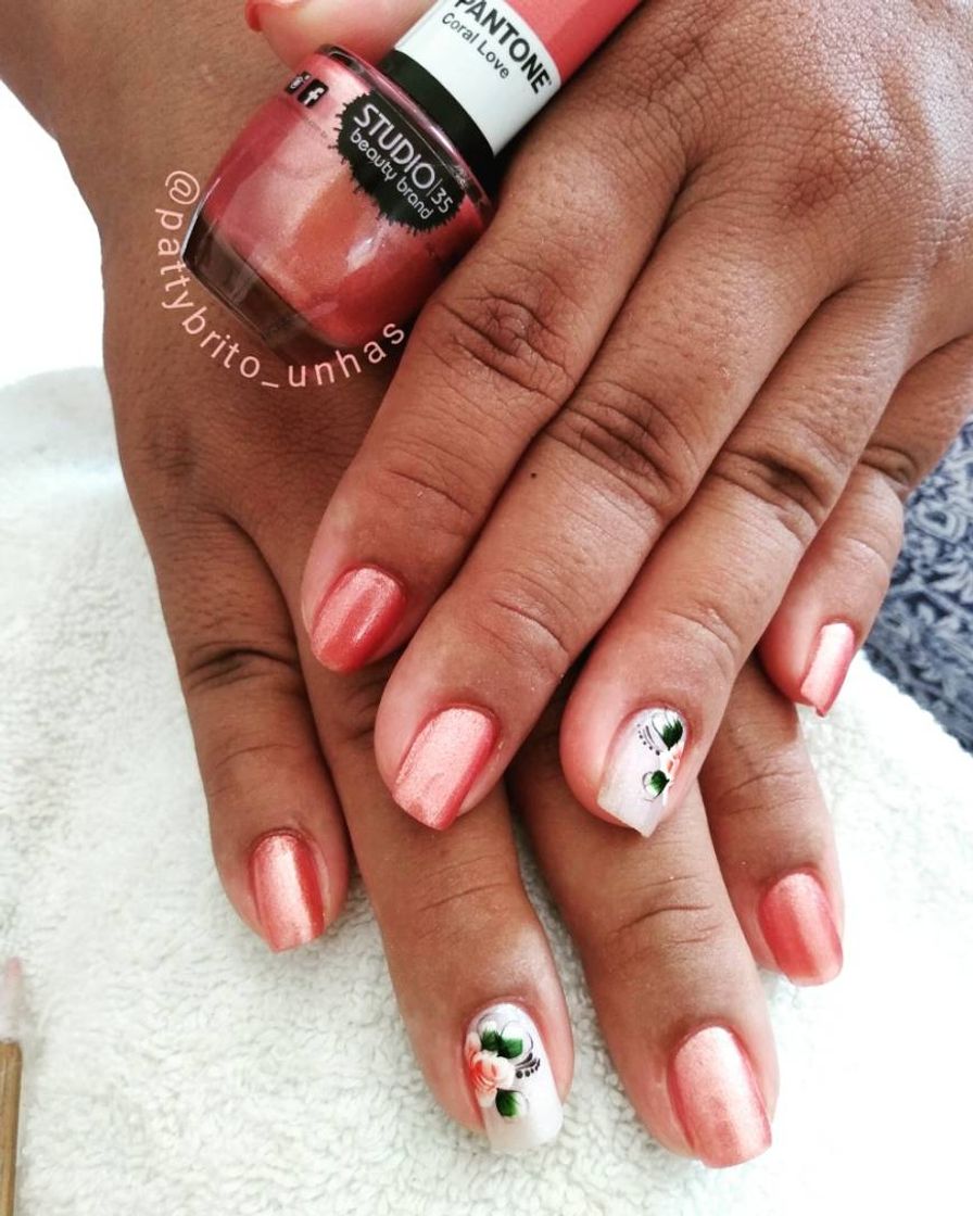 Moda Veja lá no Instagram a melhor NAILS DESIGNER de teresina