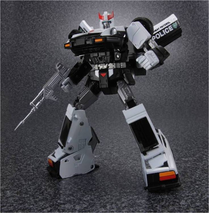 Fashion Transformers Masterpiece Review: Takara Tomy MP 17+ Prowl ...