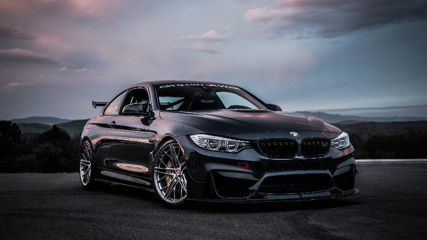 Social BMW M4 Competition 
