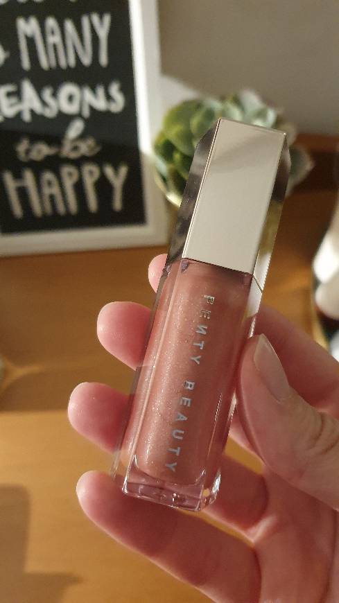 Producto FENTY BEAUTY Gloss Bomb Universal Lip Luminizer