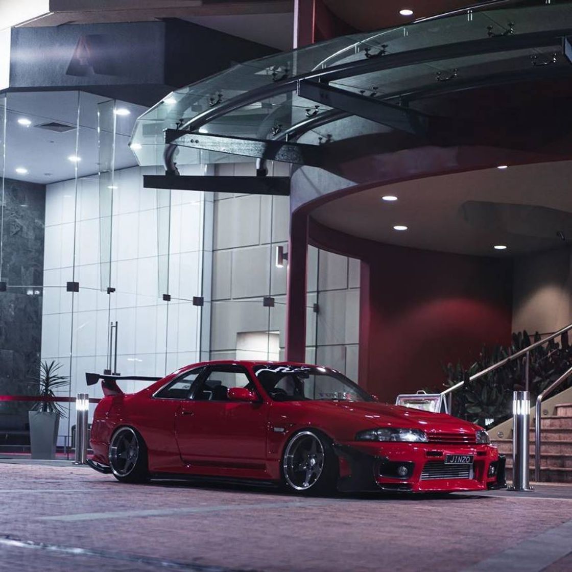 Social R33 Skyline GTST