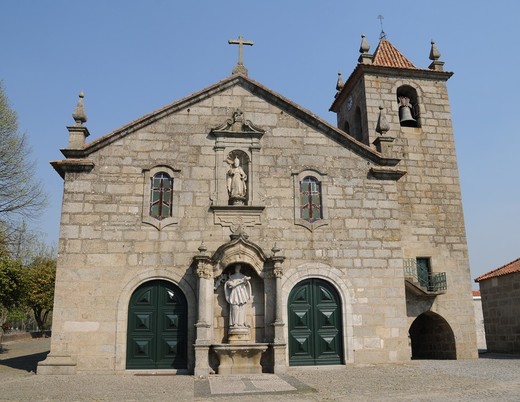 Igreja de Requião