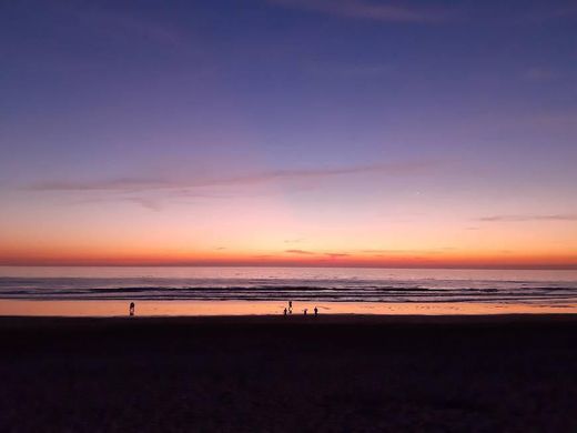Costa da Caparica Surf Report, Live Surf Cams & 17-Day Surf ...