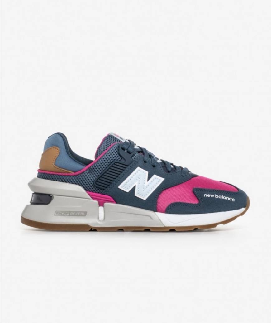 Lugar NEW BALANCE