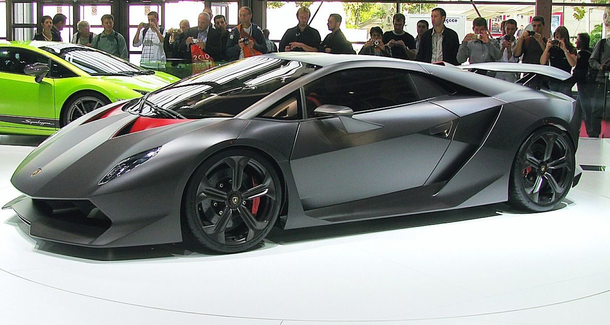 Social Lamborghini Sesto Elemento 
