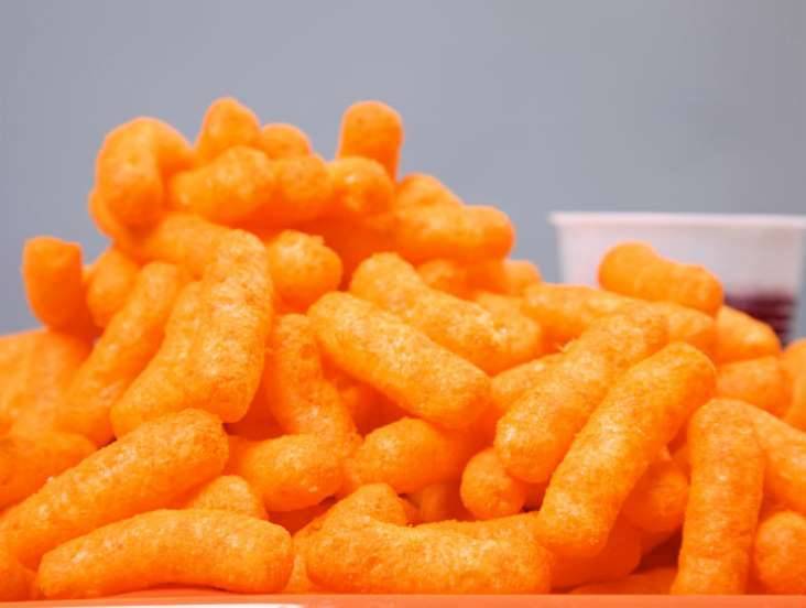 Producto Cheetos Sticks Aperitivo Horneado con Sabor a Queso y Ketchup