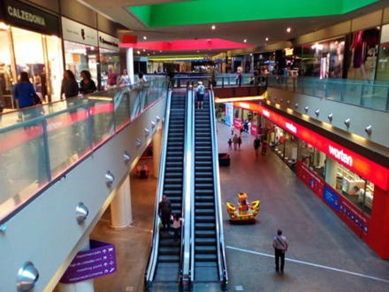 Lugar Centro Comercial Tavira Gran-Plaza