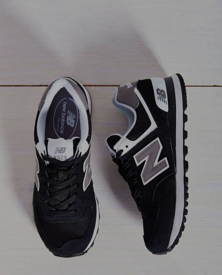Social New Balance 574 Classic