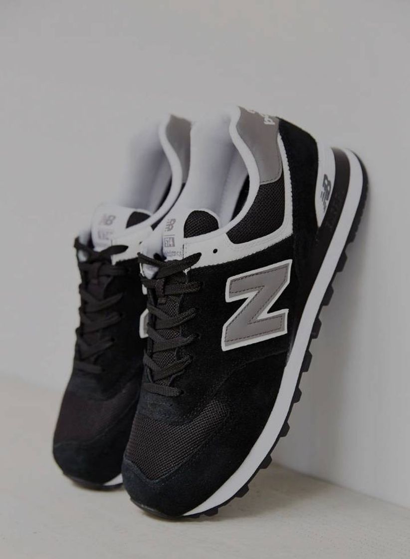 Social New Balance 574 Classic 