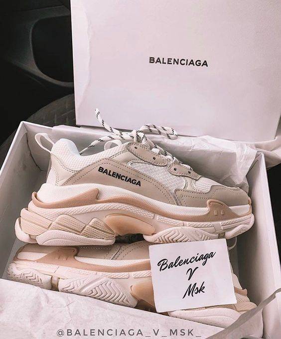 Social BALENCIAGA
